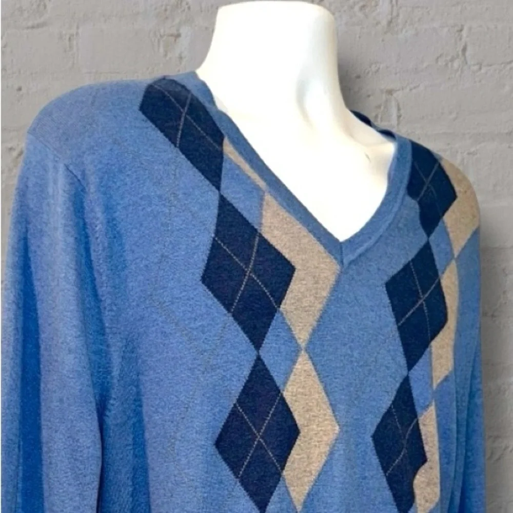 Banana Republic Men’s Silk Cashmere Blend Argyle V-Neck Sweater Blue Size L